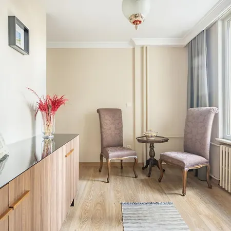 Stunning Flat With Terrace In Caddebostan *